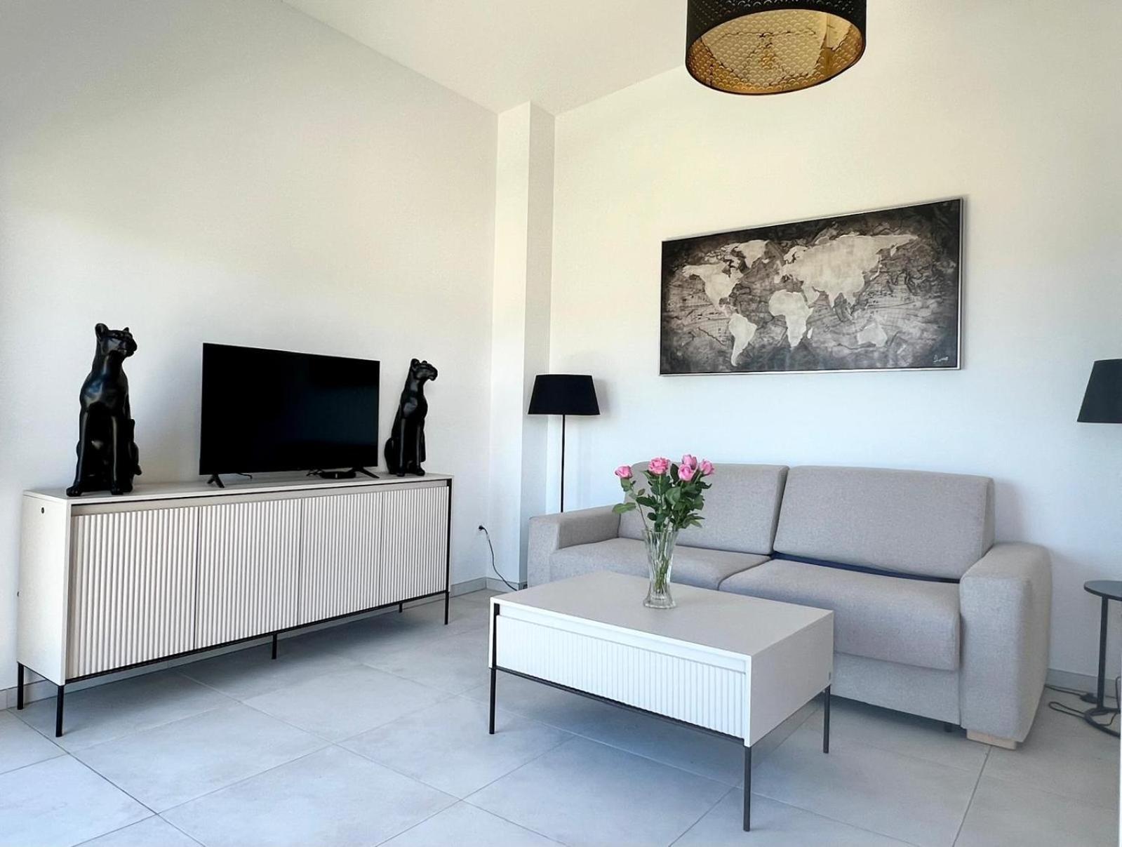 Panoramic Sea View Appartment Blue Pearl Niza Exterior foto